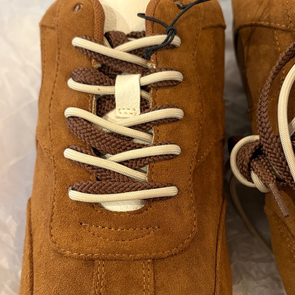 GU Brown Double Shoe Lace Flat Sneakers/NWT/7.5 - Picture 7 of 13